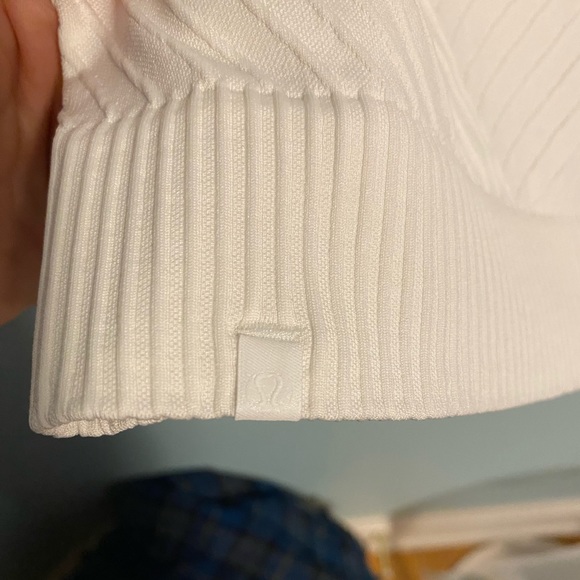 LULULEMON athletic top - Picture 4 of 5